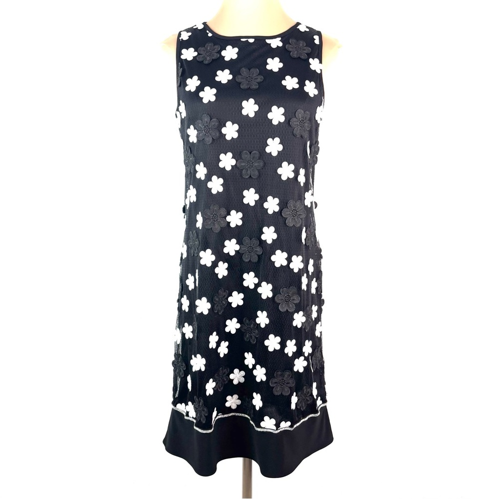 Frank Lyman Monteal black and white daisy knit dress - Picture 2 of 7